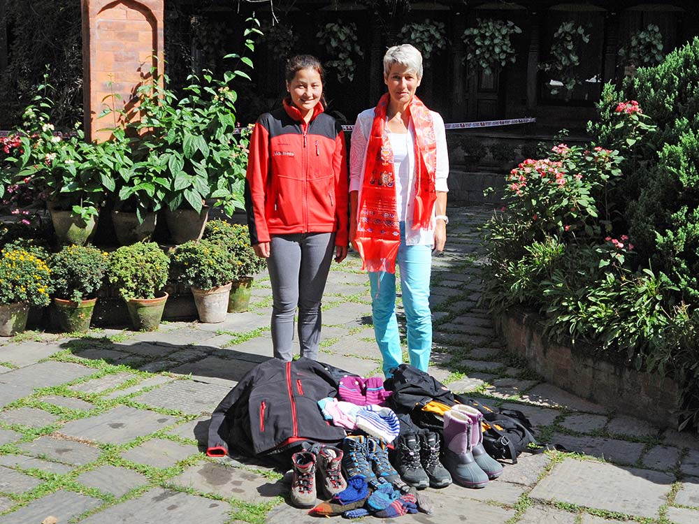 Ngimi Sherpa und Christine Büchi