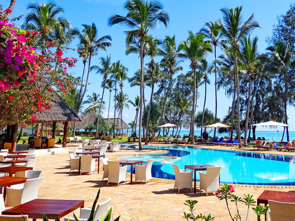 Hotelpool in Zanzibar