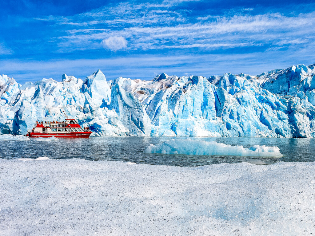 Anden Gletscher mit Boot