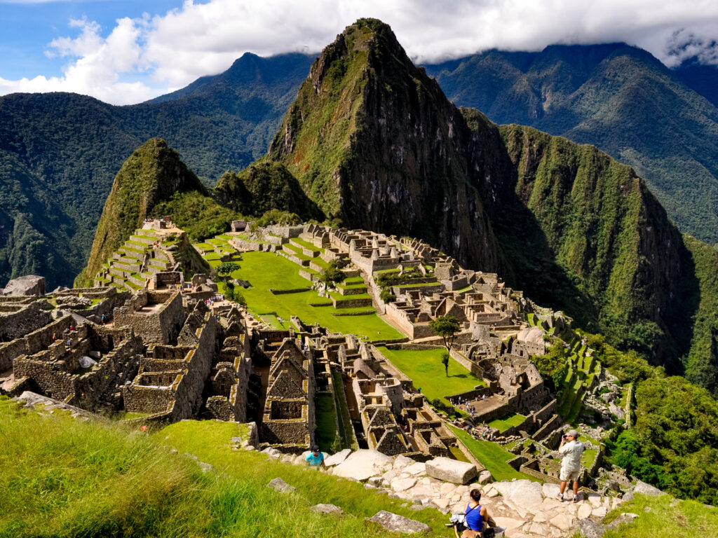 Ruinen auf dem Berg in Peru